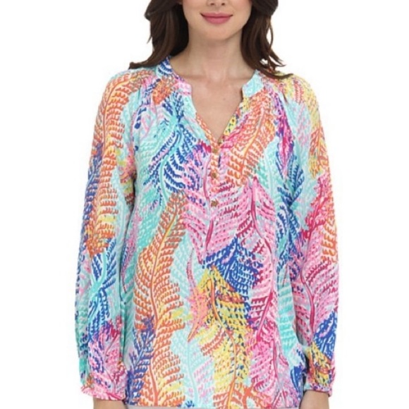 Lilly Pulitzer 100% silk Elsa blouse in Electric Feel print - Picture 1 of 9